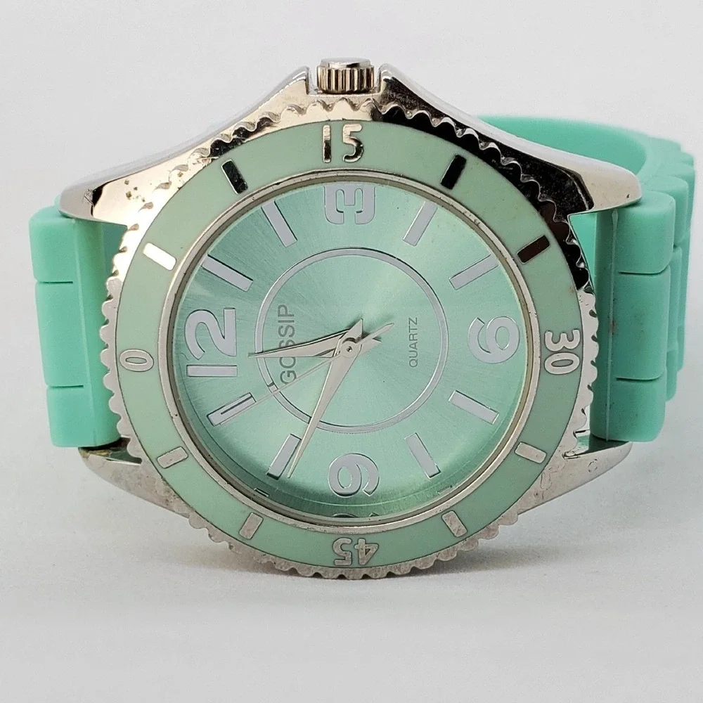 Gossip 40MM Women's‎ Watch Aqua Dial Bezel Plastic Bands New Battery